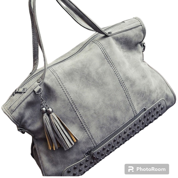 GREY STUDDED PURSE- NWT - Picture 2 of 3